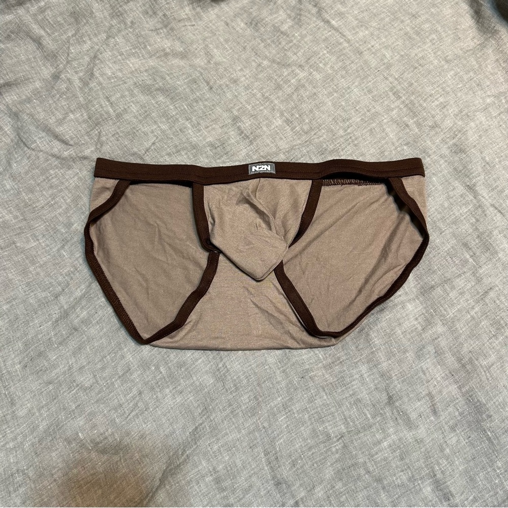 N2N Bodywear Brown Contrast High Cut Rayon Stretch Briefs Size Large NWT